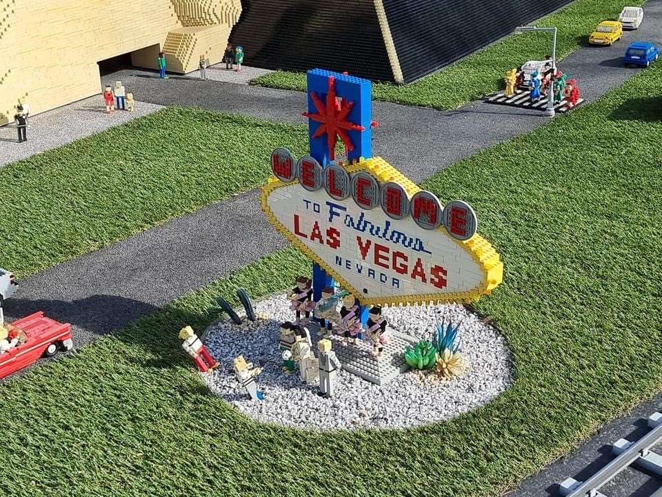 Legoland Windsor Las Vegas Sign